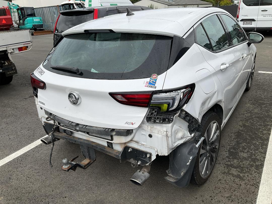 Photo '2' of Holden Astra RS-V