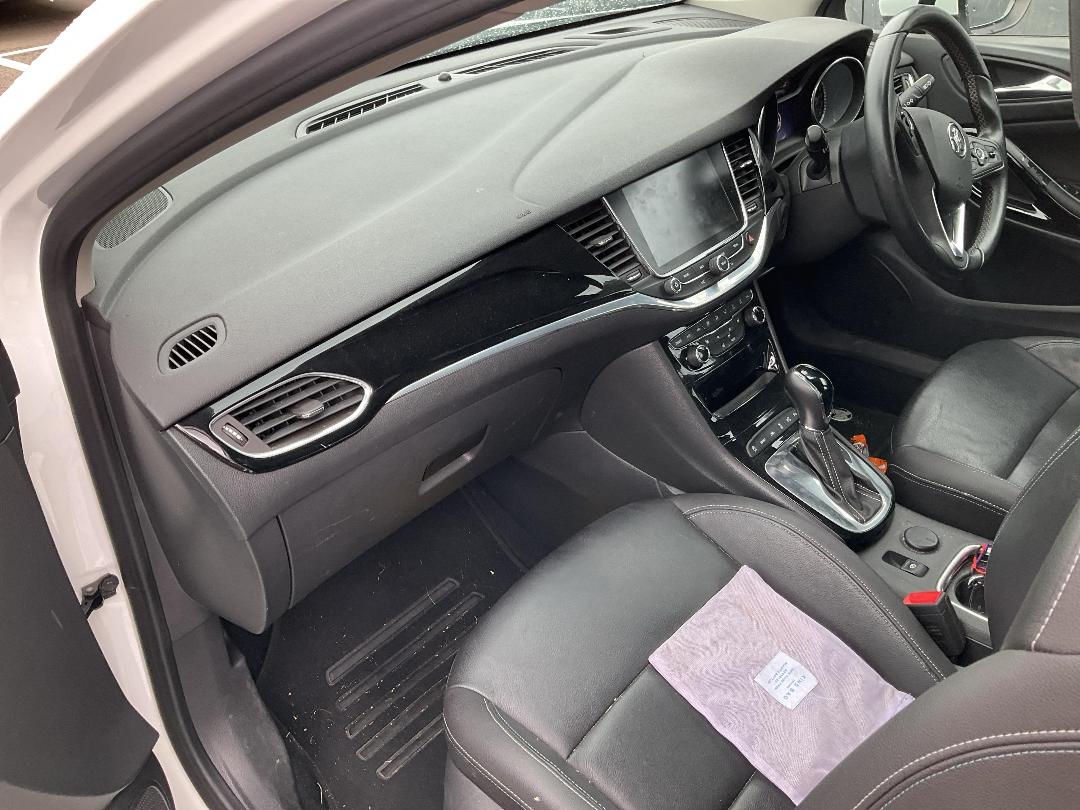 Photo '16' of Holden Astra RS-V