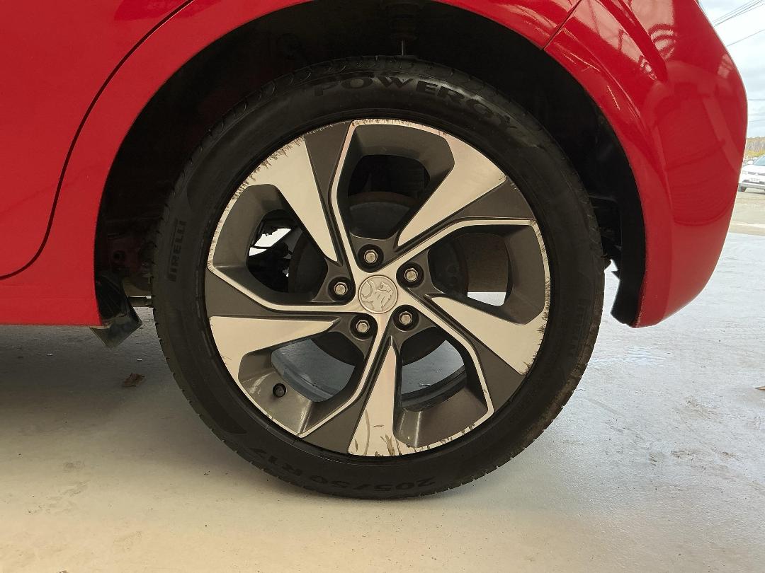 Photo '11' of Holden Barina