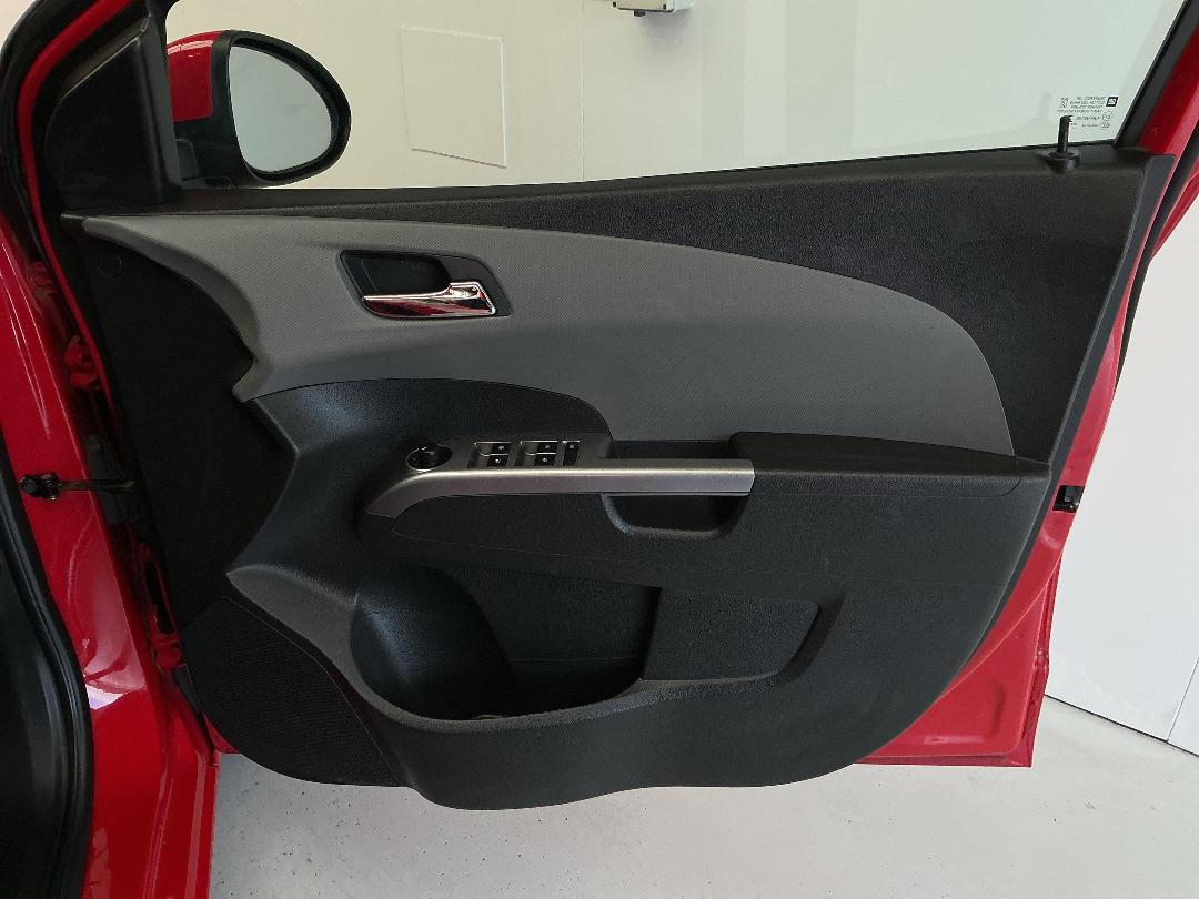 Photo '15' of Holden Barina