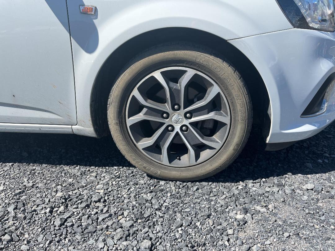 Photo '7' of Holden Barina LS Photo '7' of Holden Barina LS