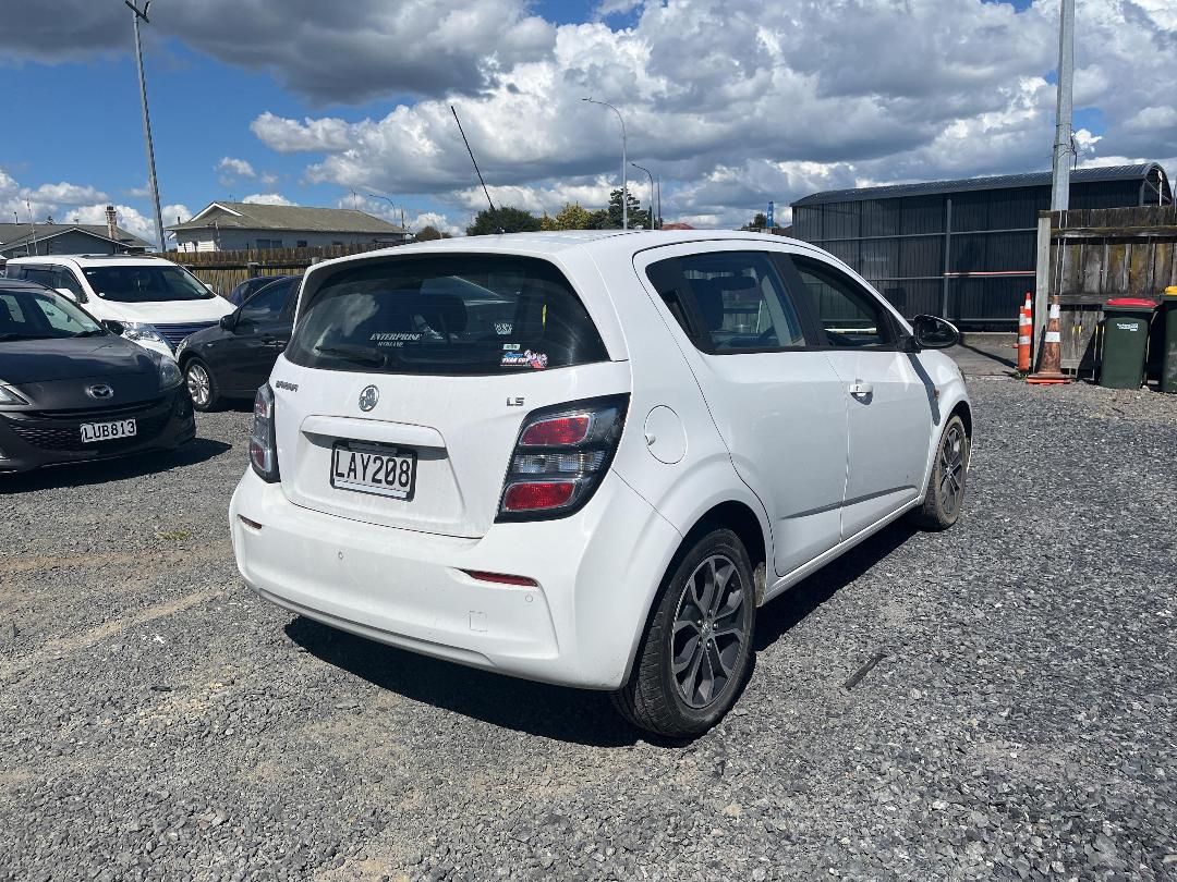 Photo '6' of Holden Barina LS Photo '6' of Holden Barina LS