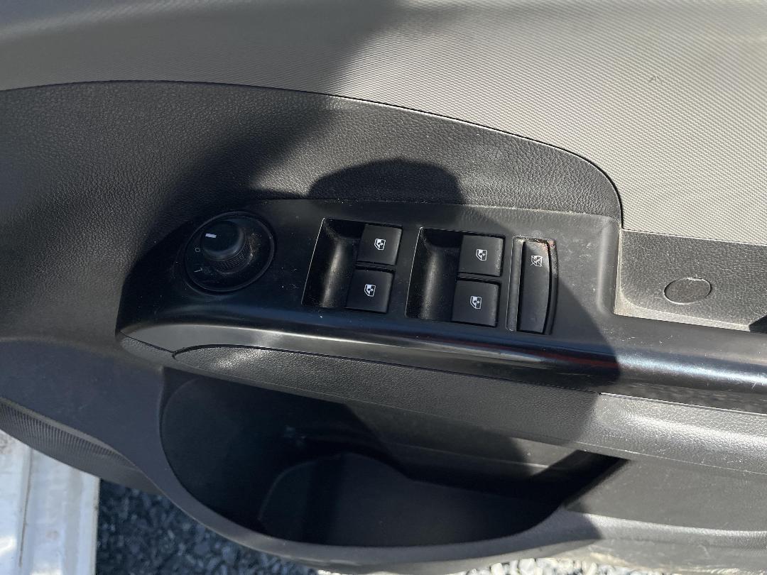 Photo '21' of Holden Barina LS Photo '21' of Holden Barina LS