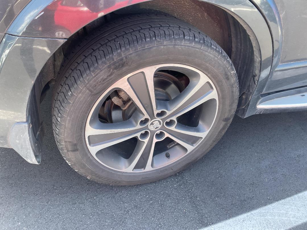 Photo '8' of Holden Captiva 7 LTZ