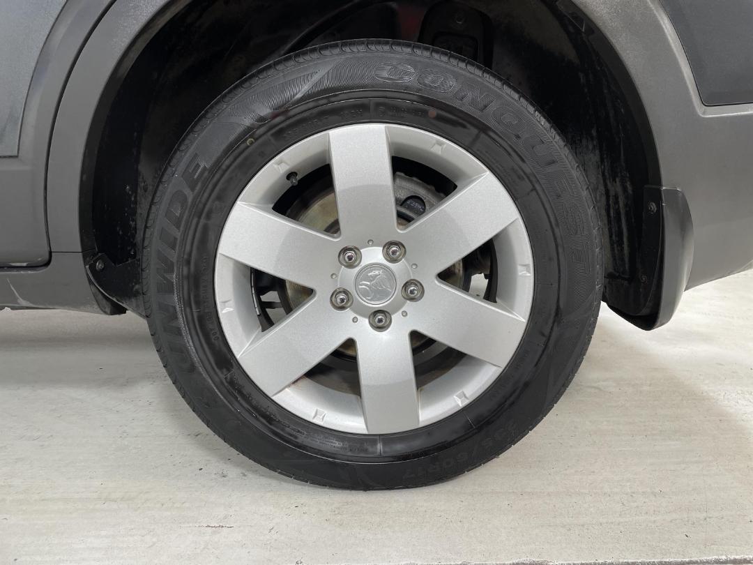 Photo '11' of Holden Captiva 7