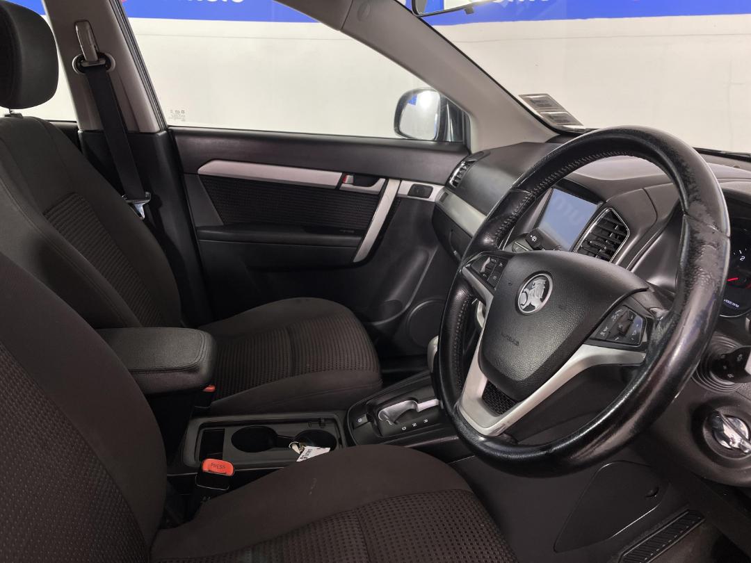 Photo '16' of Holden Captiva 7