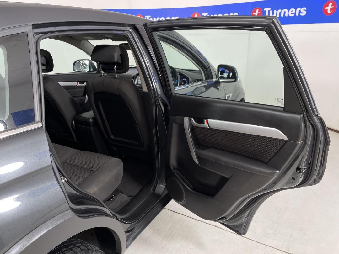 Photo '19' of Holden Captiva 7