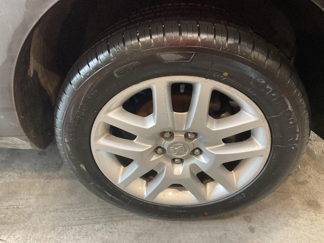 Photo '8' of Holden Captiva 7 Active Photo '8' of Holden Captiva 7 Active