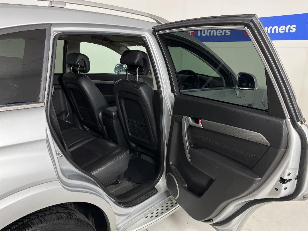 Photo '19' of Holden Captiva 7