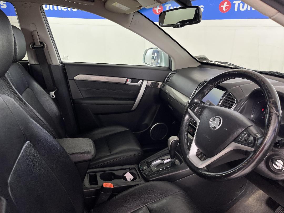 Photo '16' of Holden Captiva 7