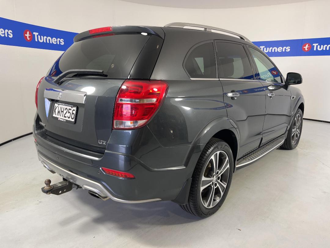 Photo '7' of Holden Captiva 7