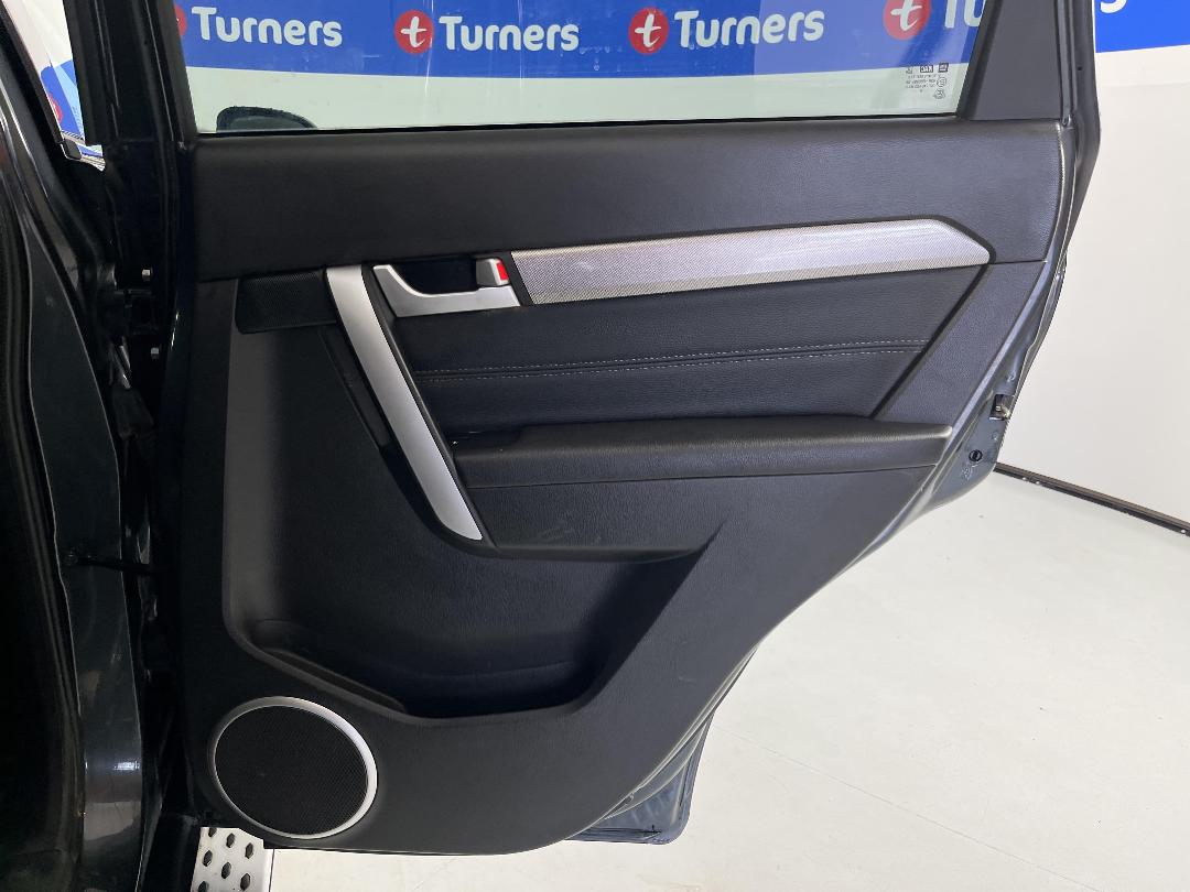 Photo '19' of Holden Captiva 7