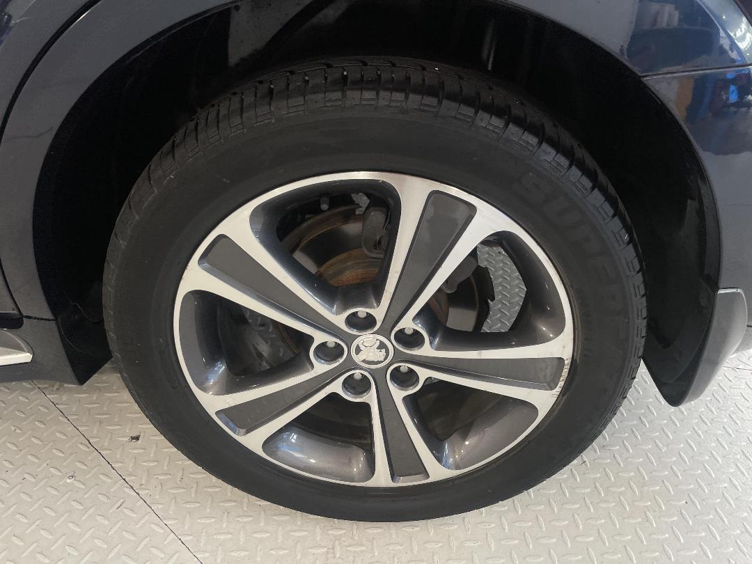 Photo '11' of Holden Captiva 7 Photo '11' of Holden Captiva 7