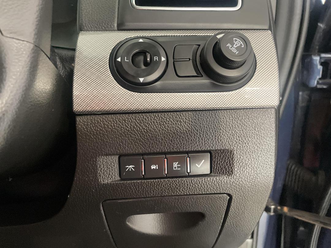 Photo '24' of Holden Captiva 7 Photo '24' of Holden Captiva 7