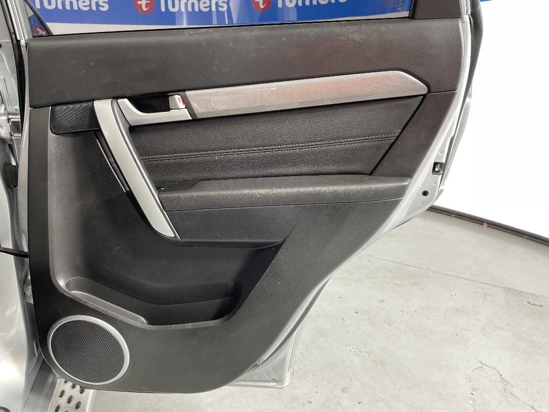 Photo '19' of Holden Captiva 7