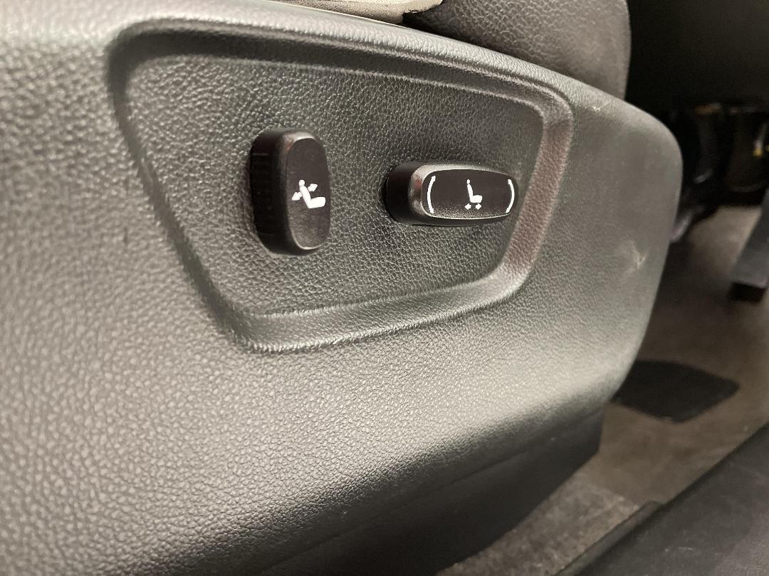 Photo '27' of Holden Captiva 7