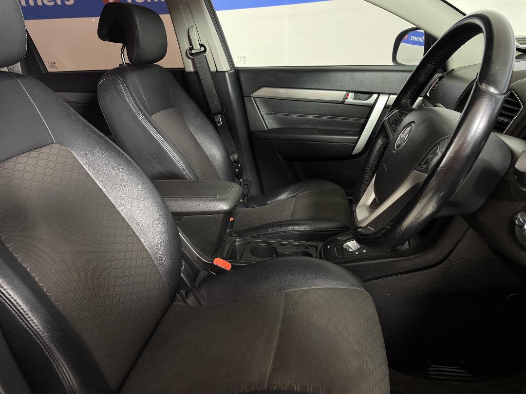 Photo '16' of Holden Captiva 7 Photo '16' of Holden Captiva 7