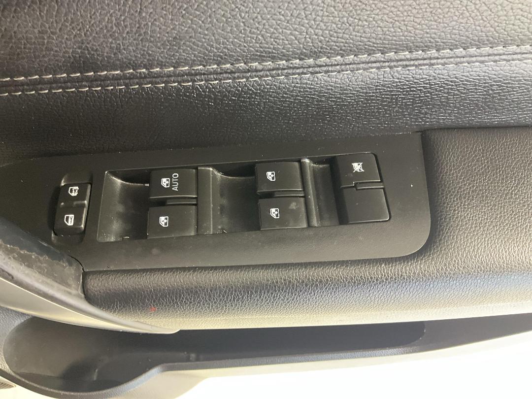 Photo '31' of Holden Captiva 7 Photo '31' of Holden Captiva 7