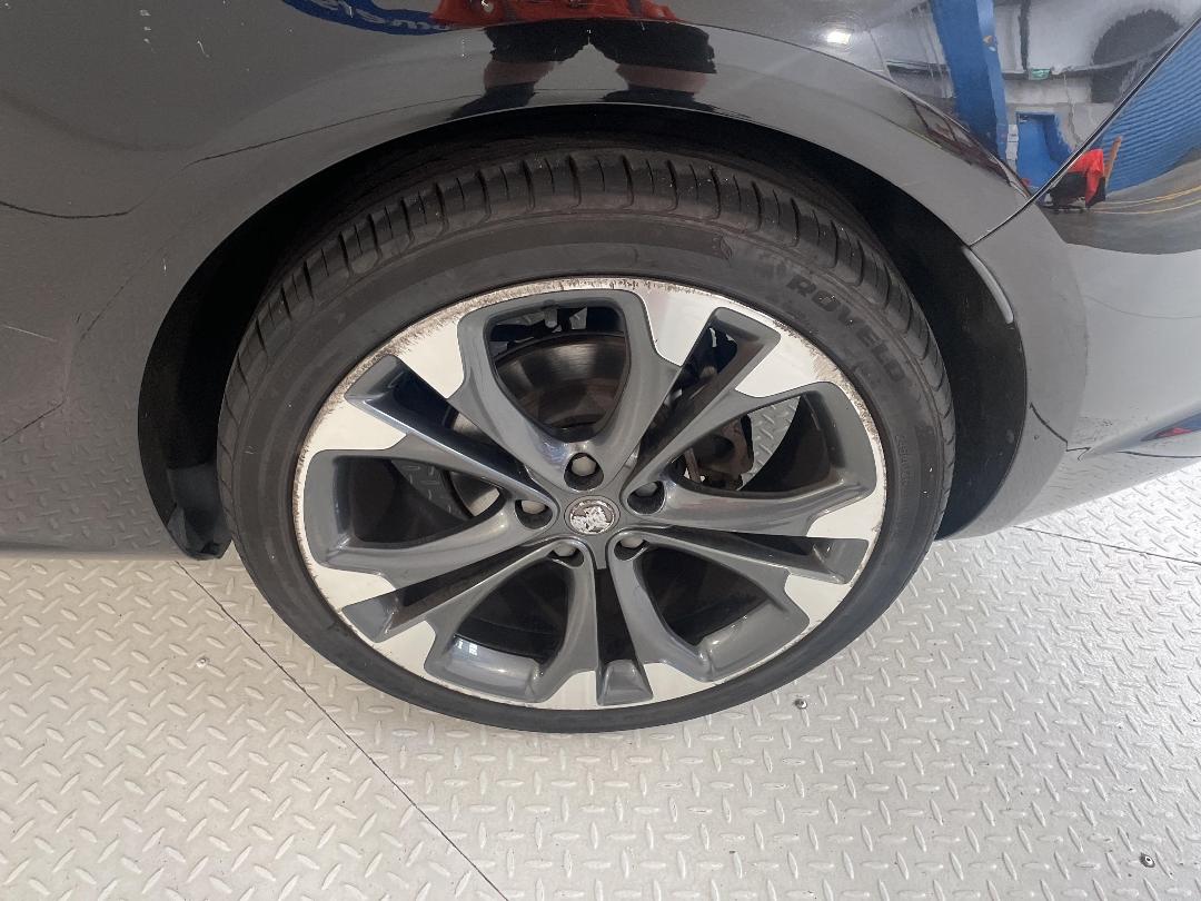 Photo '11' of Holden Cascada