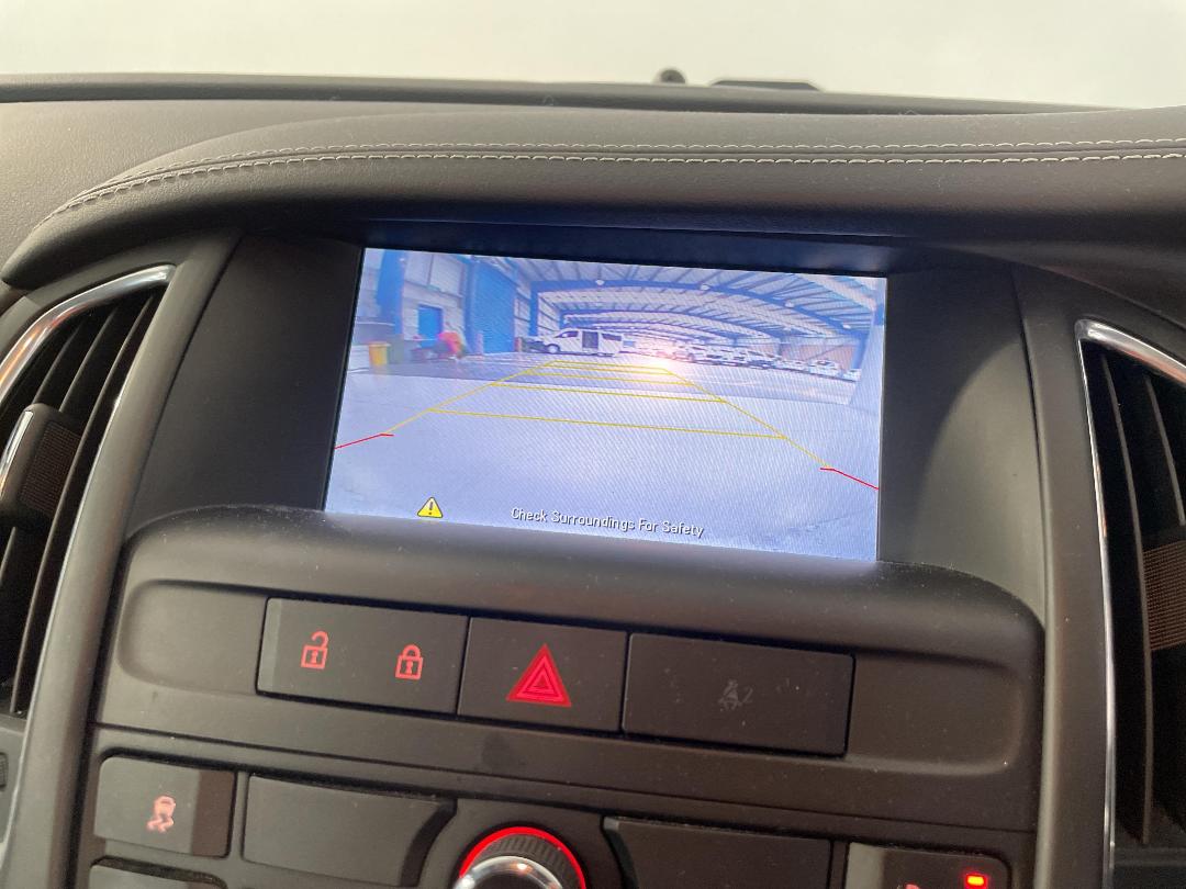 Photo '28' of Holden Cascada