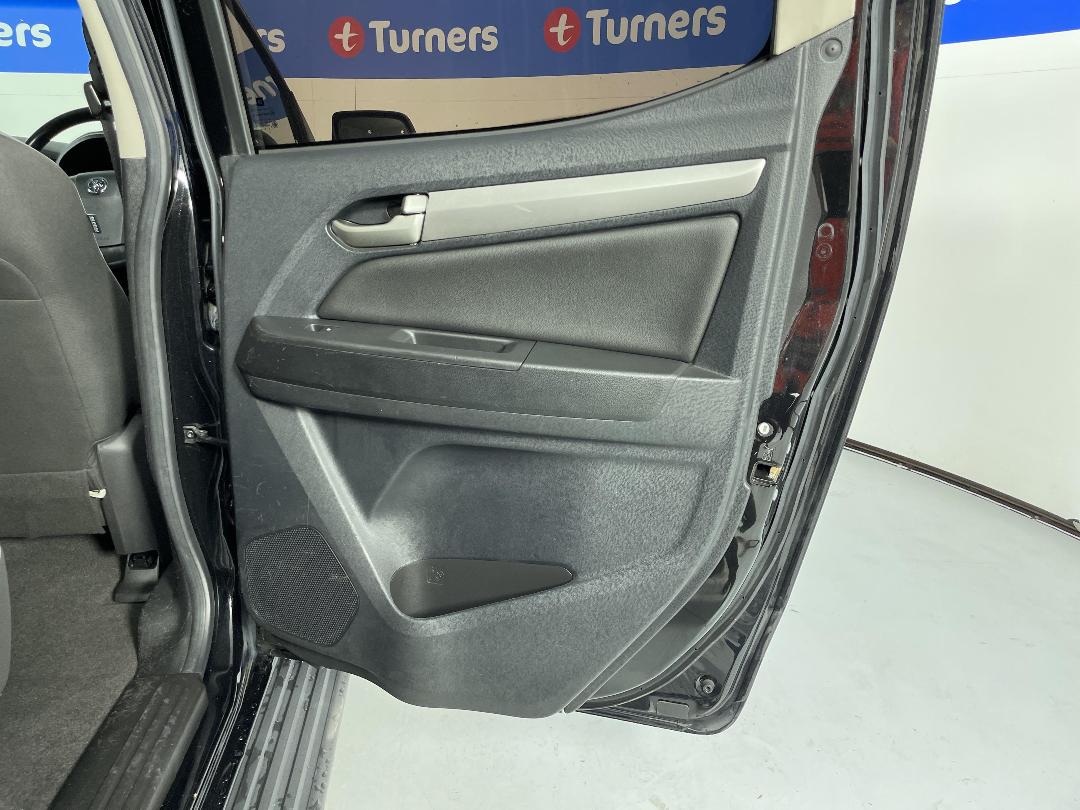 Photo '19' of Holden Colorado