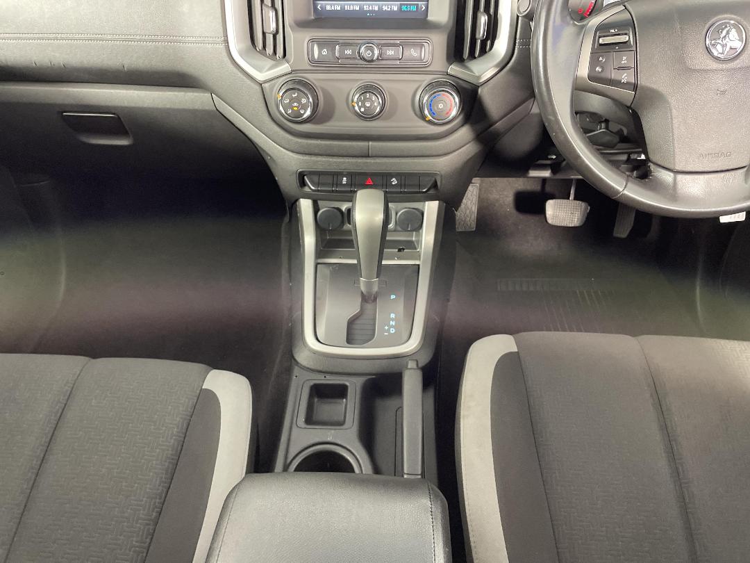 Photo '18' of Holden Colorado