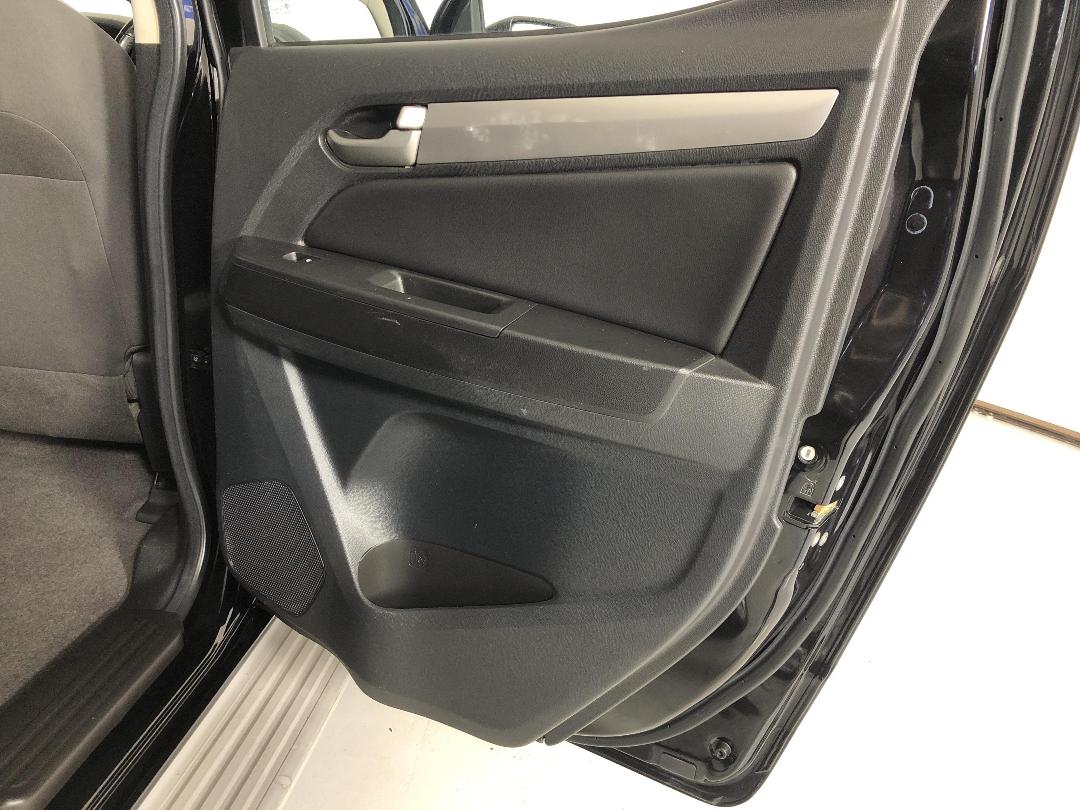 Photo '19' of Holden Colorado Photo '19' of Holden Colorado