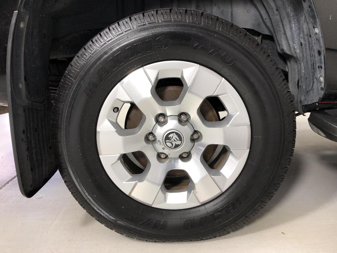 Photo '12' of Holden Colorado