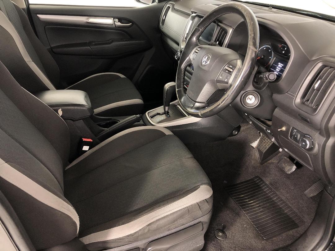 Photo '16' of Holden Colorado