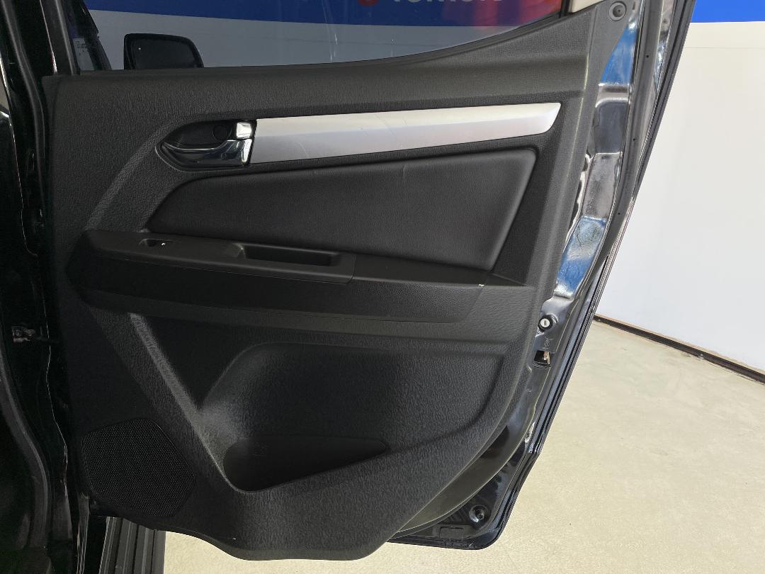 Photo '19' of Holden Colorado Photo '19' of Holden Colorado