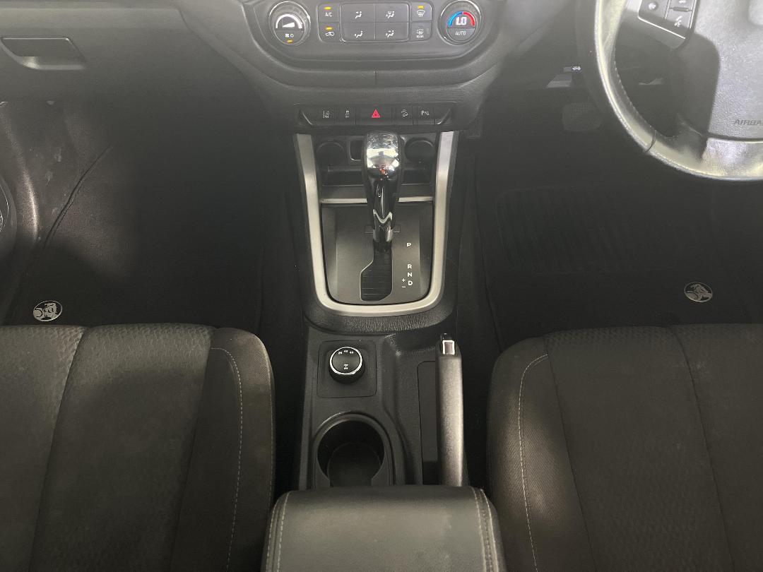 Photo '18' of Holden Colorado