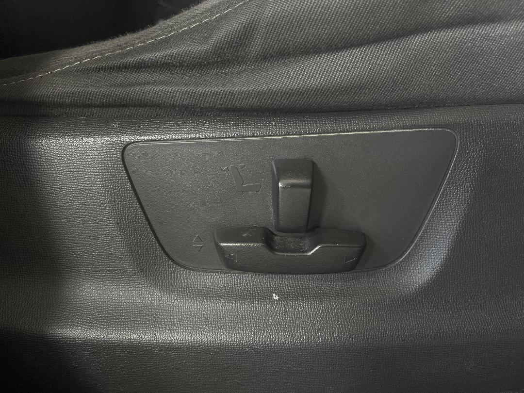 Photo '26' of Holden Colorado