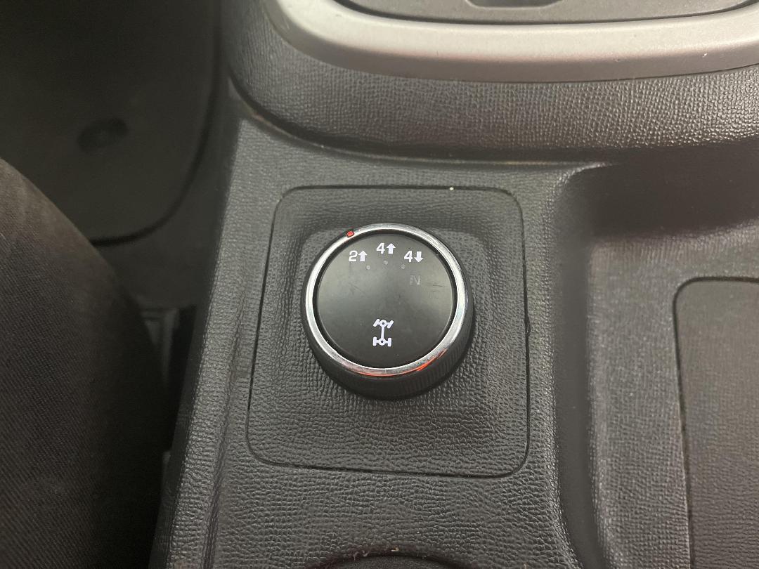 Photo '32' of Holden Colorado