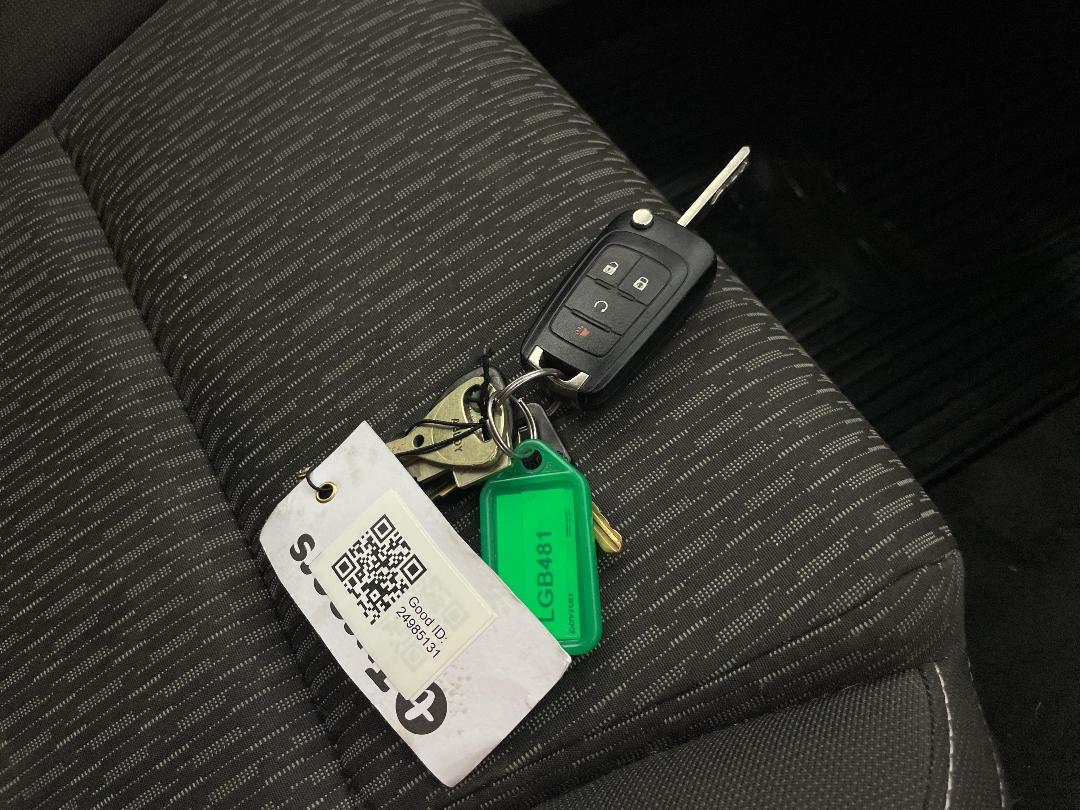 Photo '20' of Holden Commodore Photo '20' of Holden Commodore