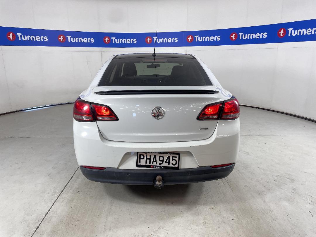 Photo '6' of Holden Commodore Photo '6' of Holden Commodore