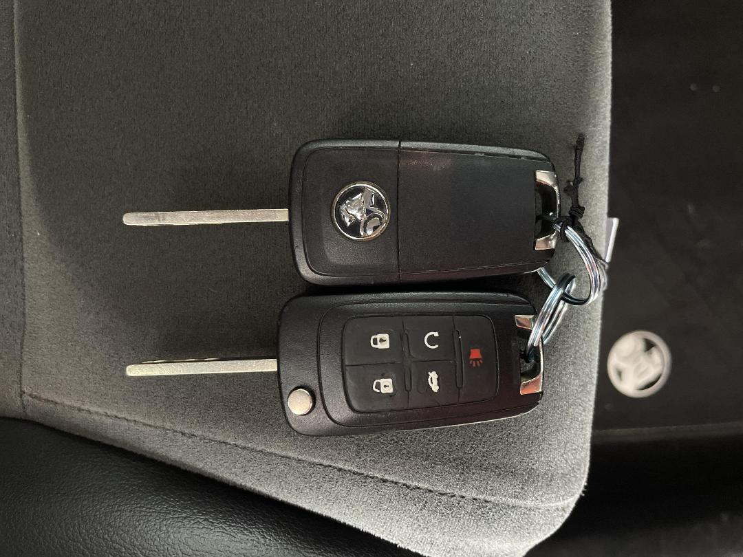 Photo '22' of Holden Commodore