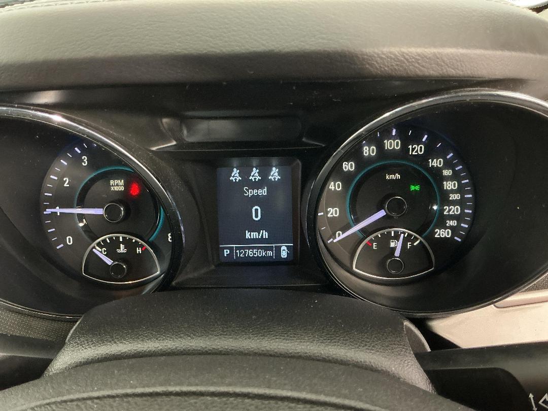 Photo '21' of Holden Commodore