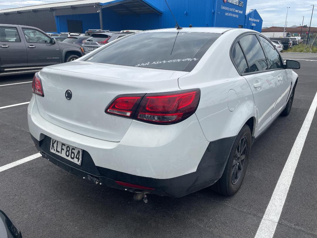 Photo '7' of Holden Commodore VF2 Evoke Photo '7' of Holden Commodore VF2 Evoke