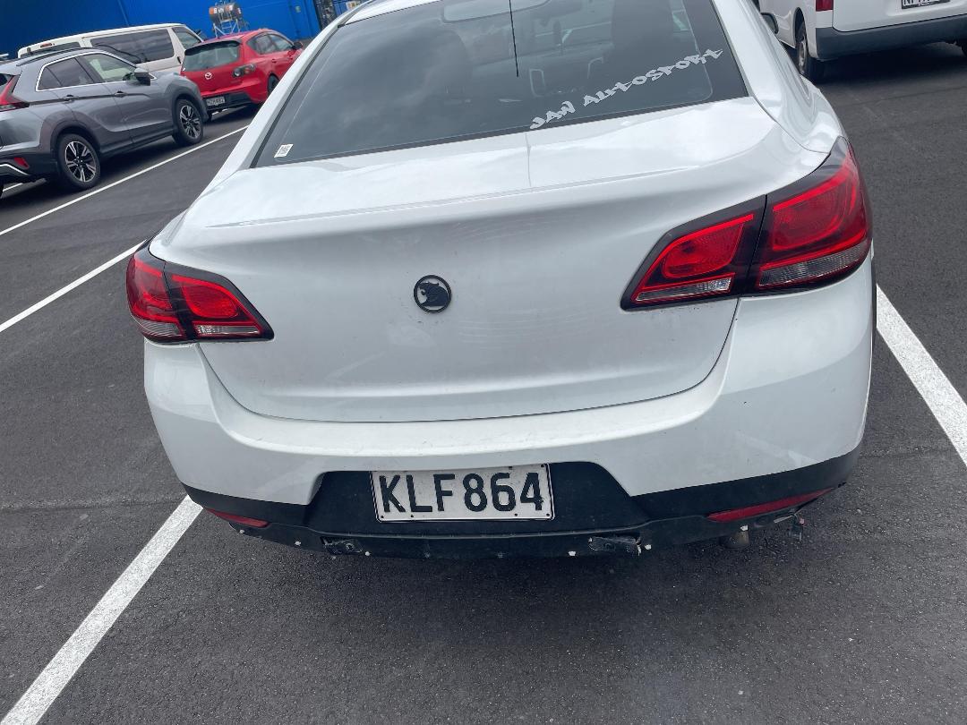 Photo '9' of Holden Commodore VF2 Evoke Photo '9' of Holden Commodore VF2 Evoke