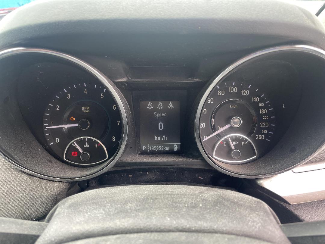 Photo '16' of Holden Commodore VF2 Evoke Photo '16' of Holden Commodore VF2 Evoke