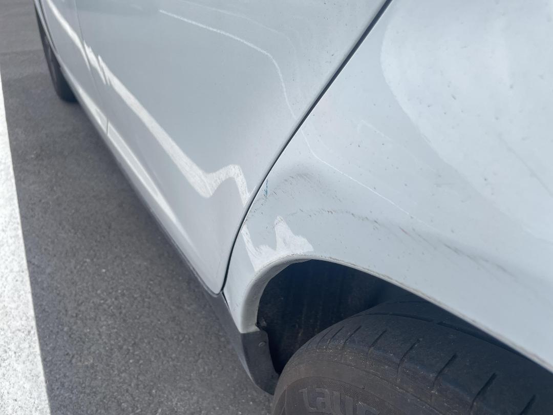 Photo '31' of Holden Commodore VF2 Evoke Photo '31' of Holden Commodore VF2 Evoke