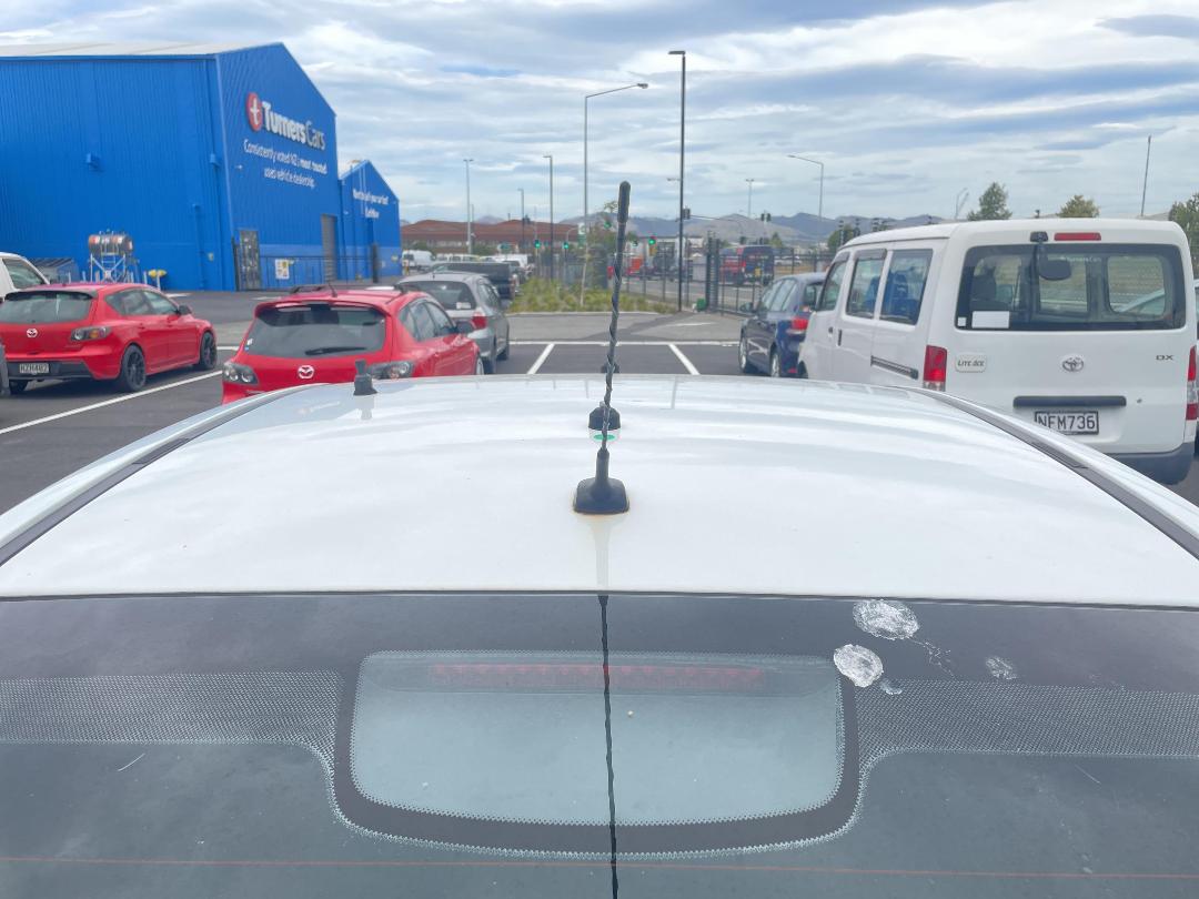 Photo '32' of Holden Commodore VF2 Evoke Photo '32' of Holden Commodore VF2 Evoke