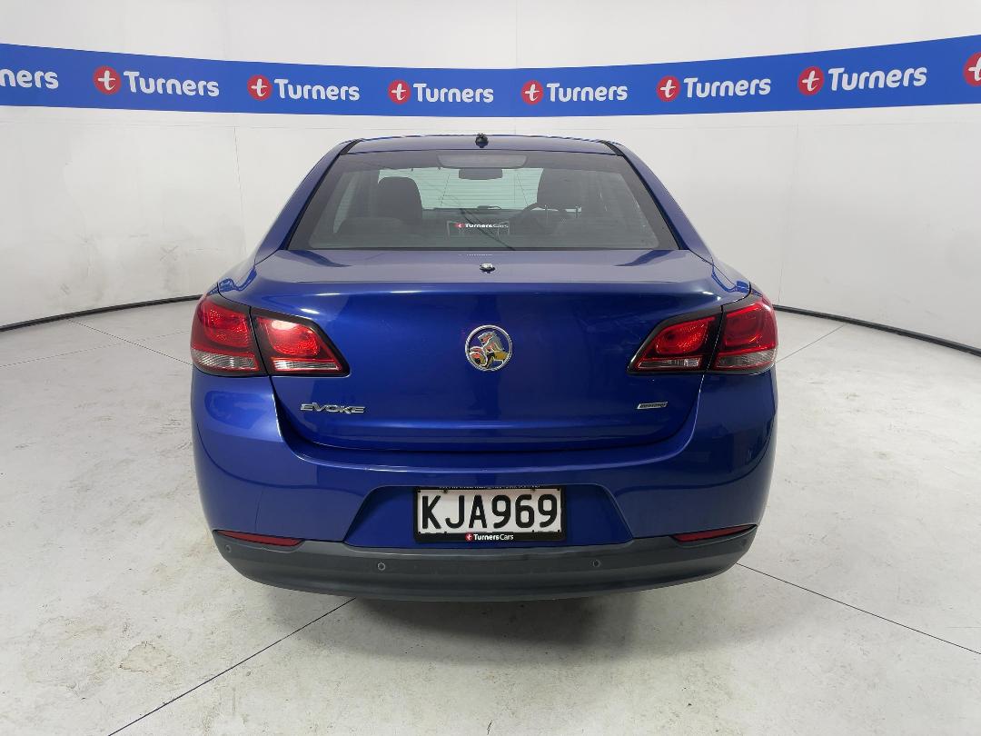 Photo '6' of Holden Commodore Photo '6' of Holden Commodore