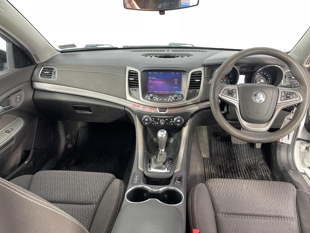 Photo '17' of Holden Commodore