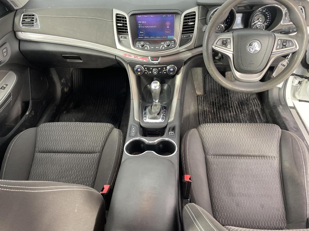 Photo '18' of Holden Commodore