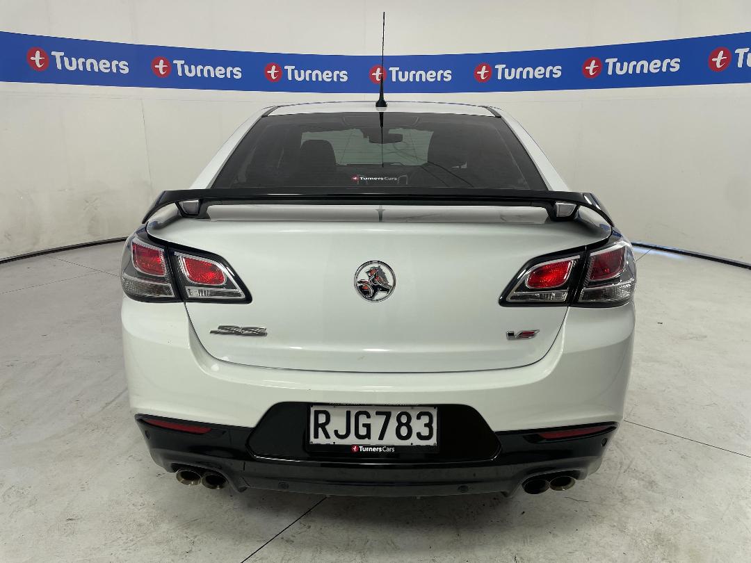 Photo '6' of Holden Commodore Photo '6' of Holden Commodore