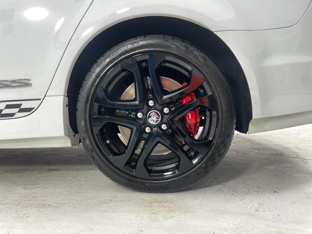 Photo '11' of Holden Commodore Photo '11' of Holden Commodore