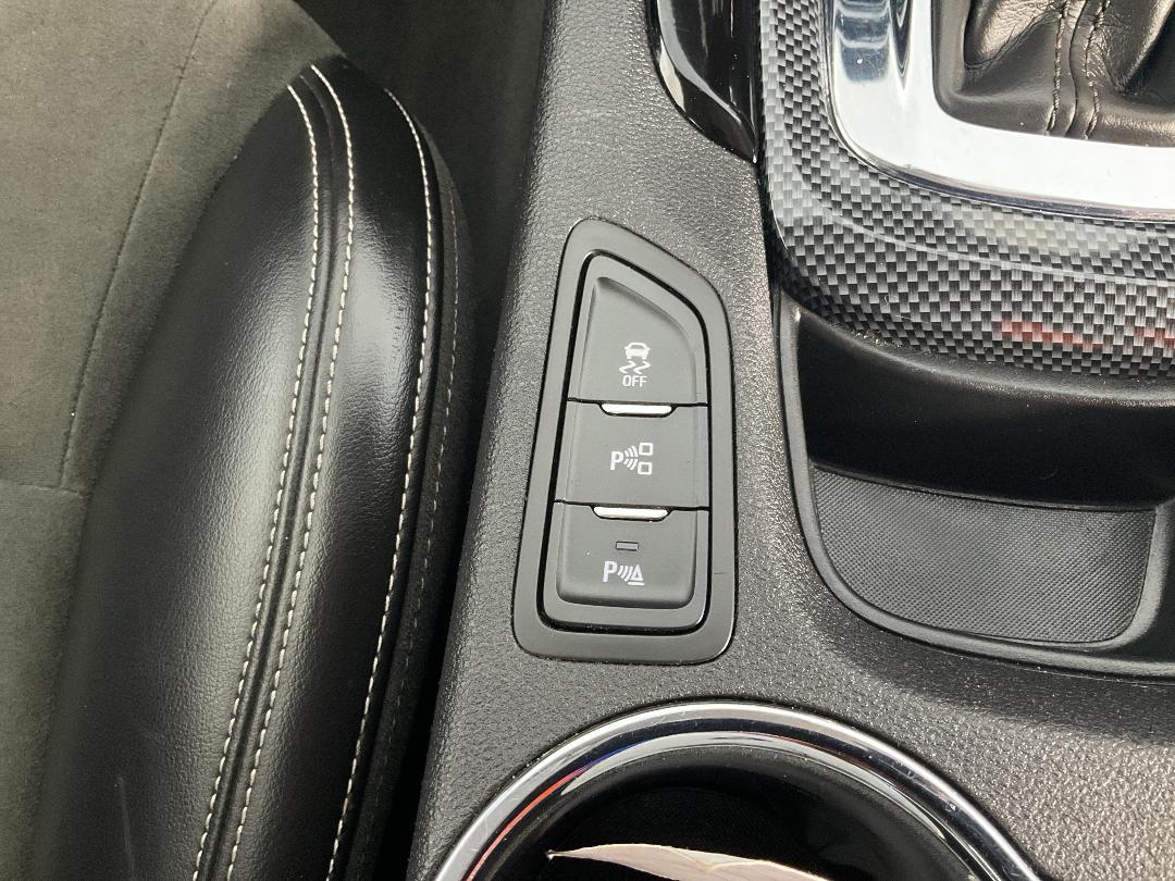 Photo '29' of Holden Commodore