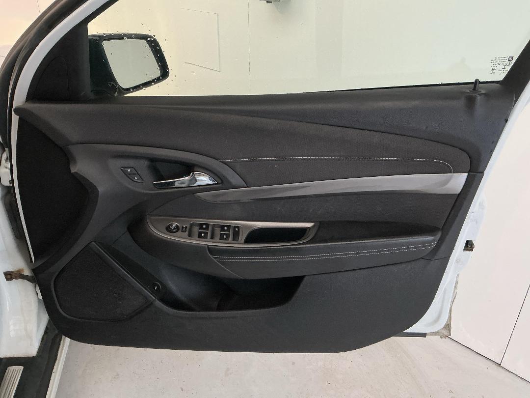 Photo '13' of Holden Commodore VF2 Evoke