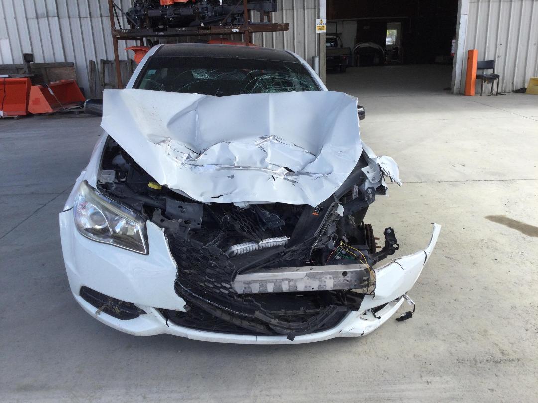 Photo '2' of Holden Commodore VF2 Evoke Photo '2' of Holden Commodore VF2 Evoke